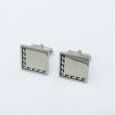 China The most fashionable shirt logo in 2018 is customized with a stainless steel cufflink-C001