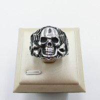 Stainless Steel Men Skull Ring - R1026